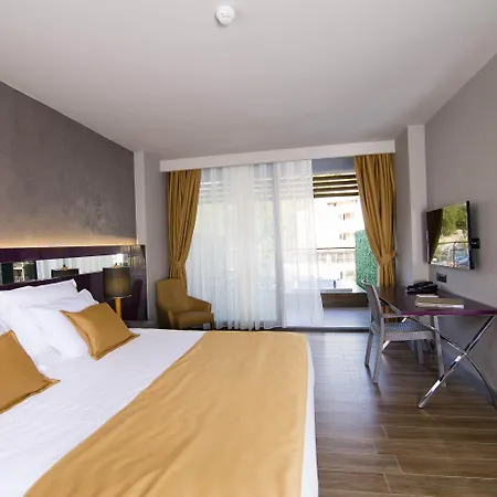Hotel Mirage World Icmeler