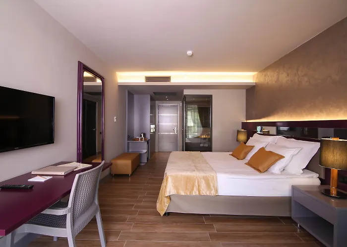 Mirage World İçmeler