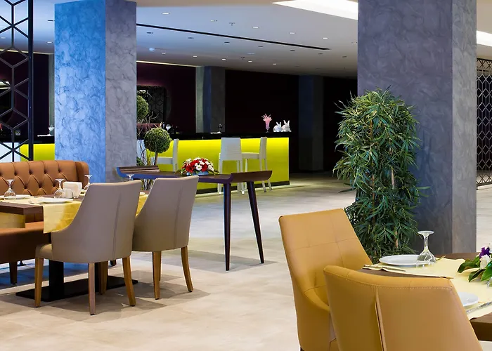 Mirage World Hotel İçmeler