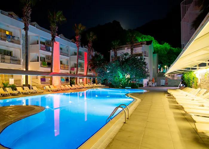 Mirage World Hotel 4*