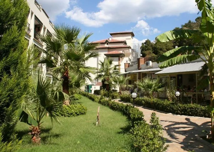 Hotel Mirage World İçmeler