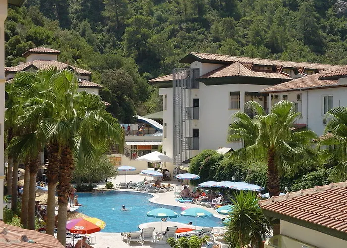 Mirage World Hotel 4*