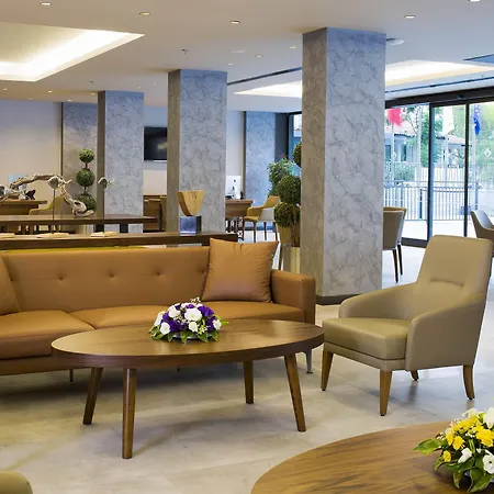 ホテル Mirage World イチュメレール