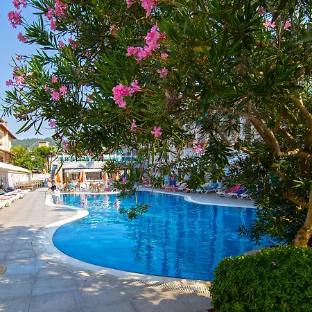 Mirage World 4* Ичмелер