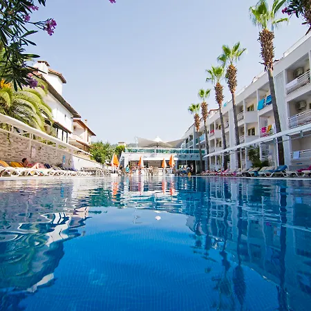 Mirage World Отель 4*