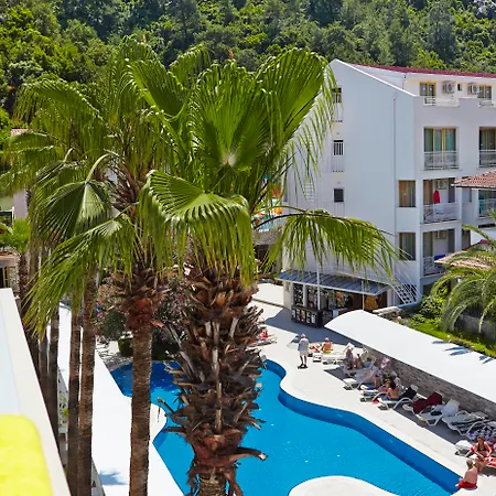 Hotel Mirage World 4*