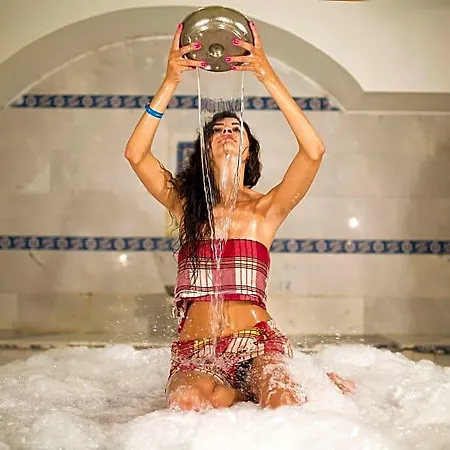 Mirage World Otel