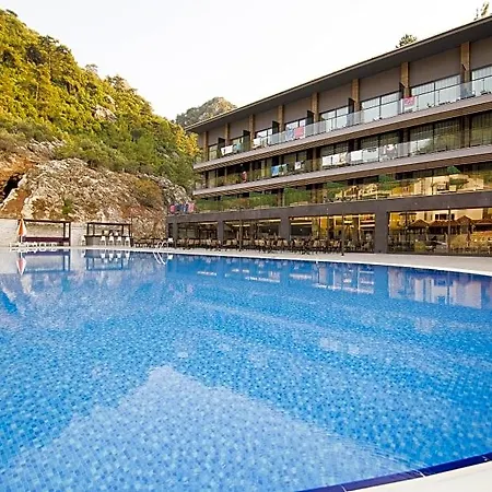 Otel Mirage World İçmeler