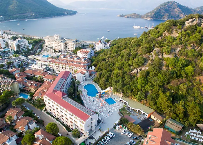 Mirage World Hotel 4*