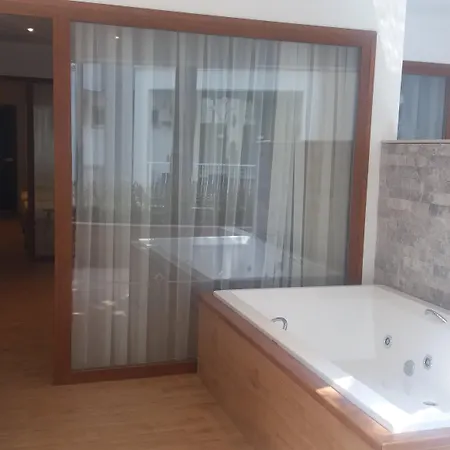 Mirage World Hotel 4*