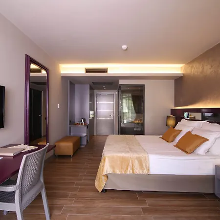 Mirage World İçmeler