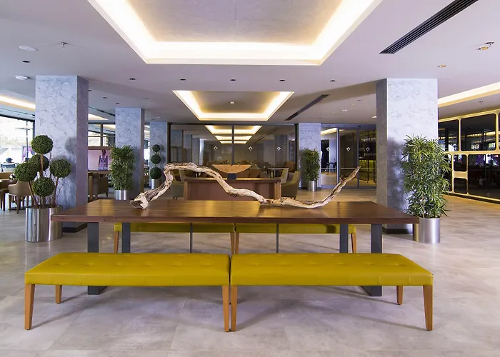 Mirage World 4* İcmeler